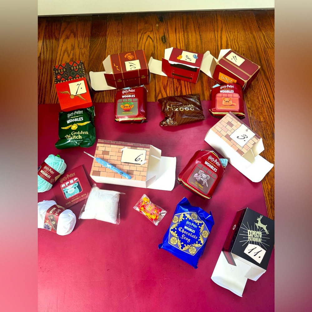 Woobles Harry Potter Collectors Bundle - 7 Kits, Special Clips & Specials Hooks